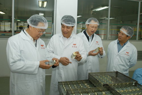 邊振甲赴深圳調(diào)研 強化醫(yī)療器械與保健食品監(jiān)管，規(guī)范保健食品銷售市場